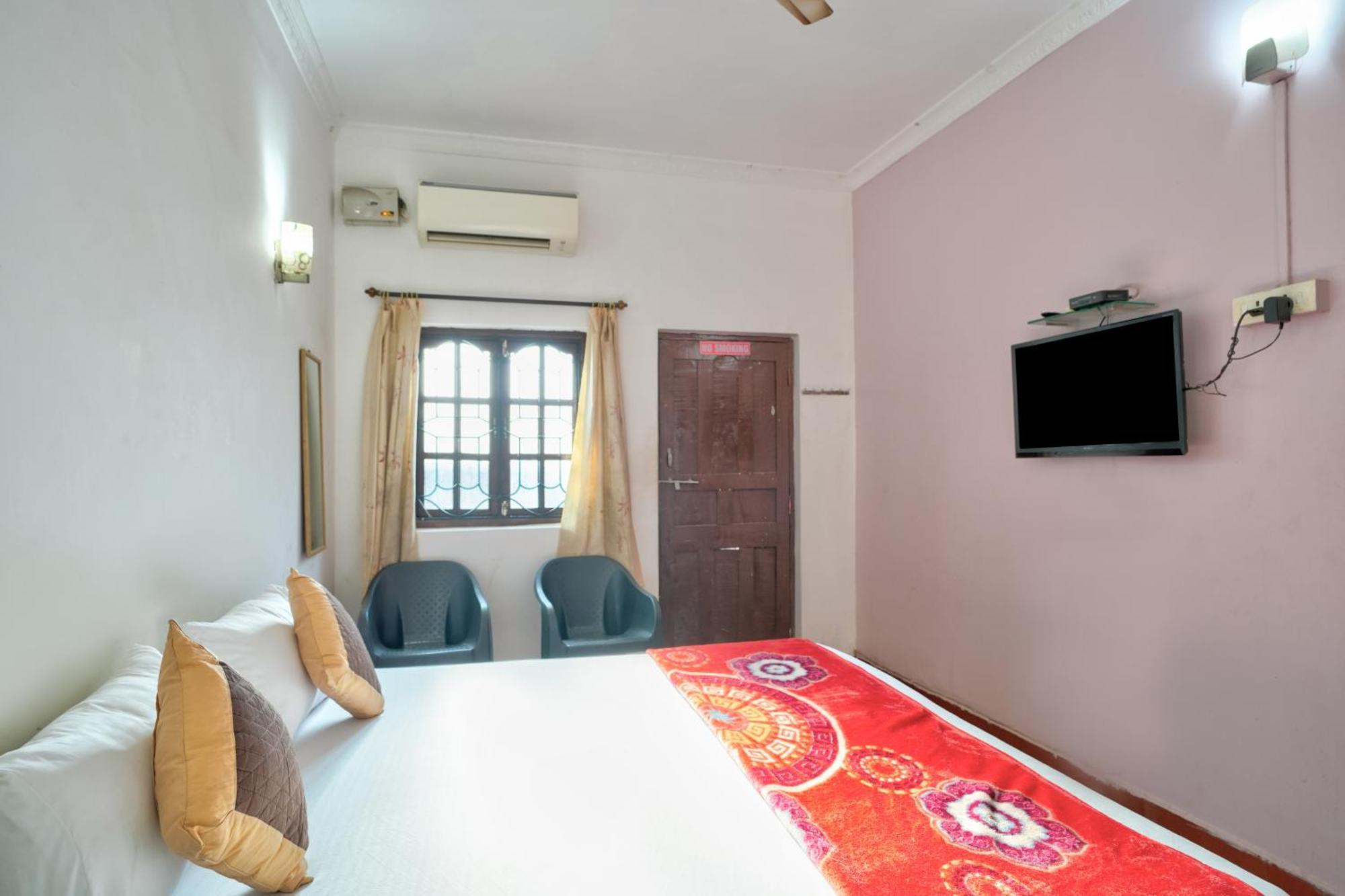 Om Sai Guest House Calangute Exteriér fotografie