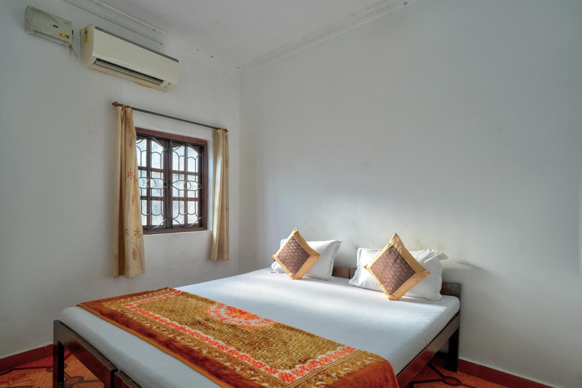 Om Sai Guest House Calangute Exteriér fotografie
